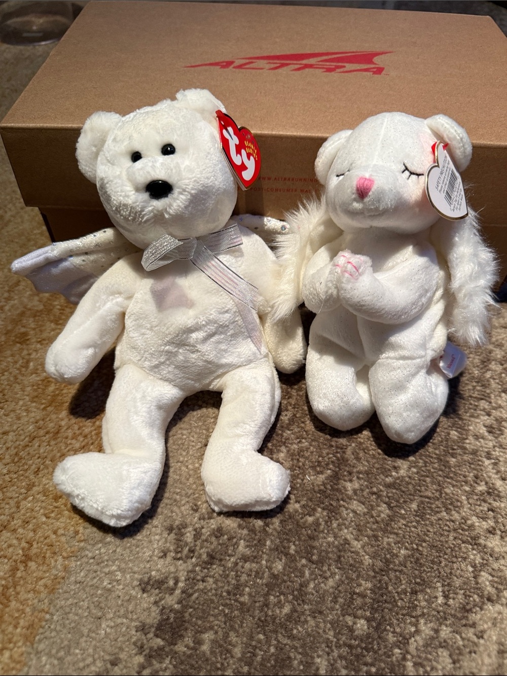 Ty White Plush Angel Bear & White Praying beanie Set